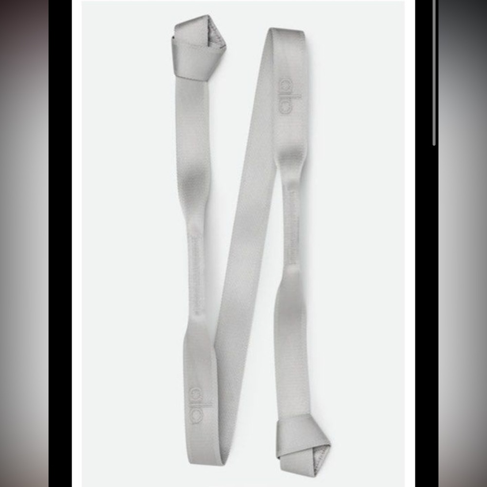 Dove Grey ALO yoga Strap